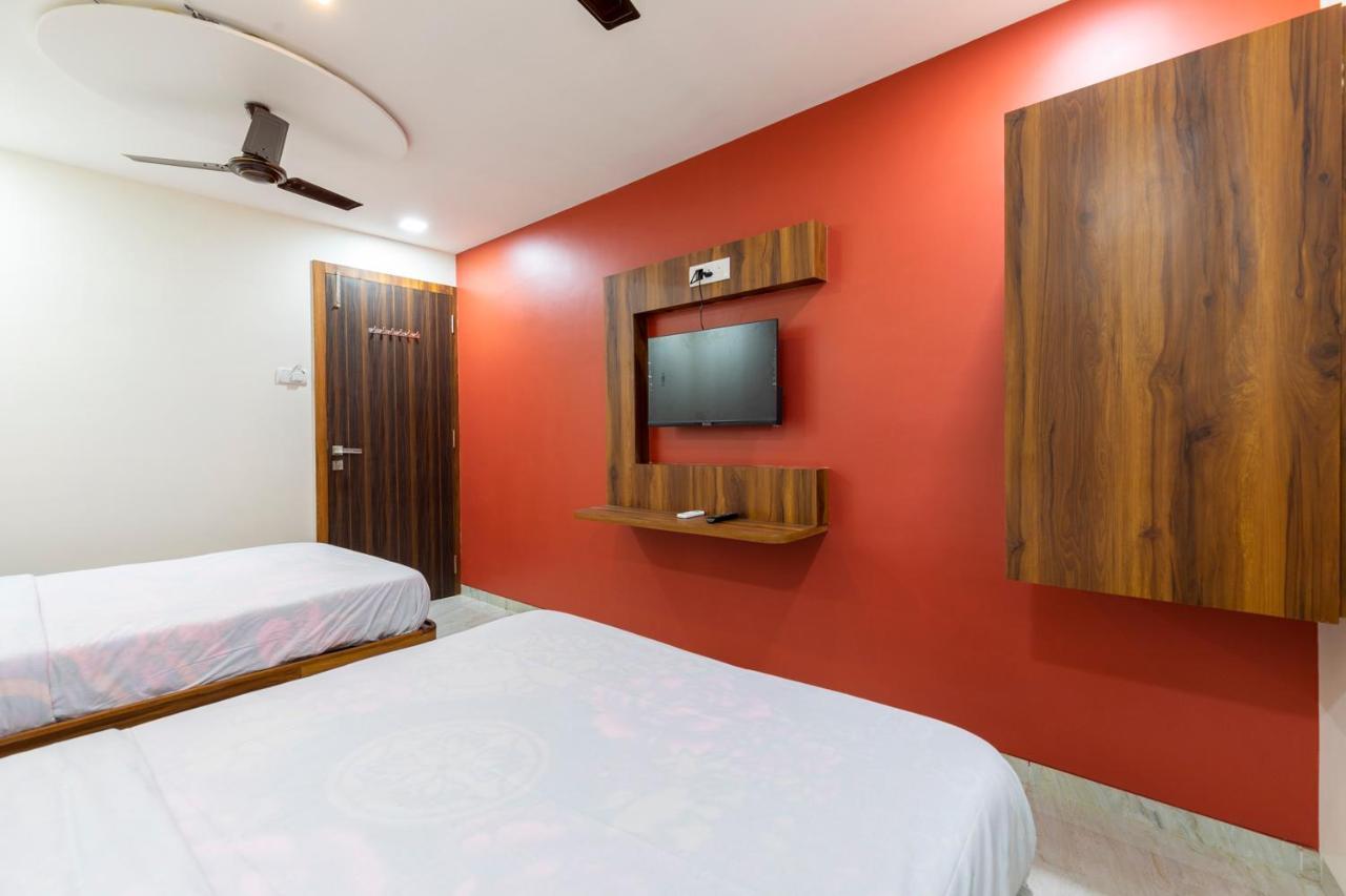 Hotel Samrat Palace Мумбай Екстериор снимка